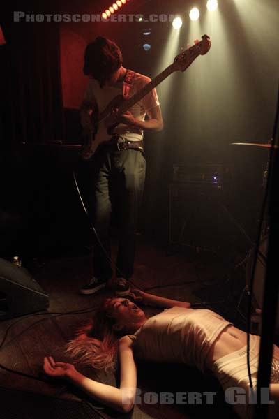 STARCRAWLER - 2017-10-26 - PARIS - Les Bains - 